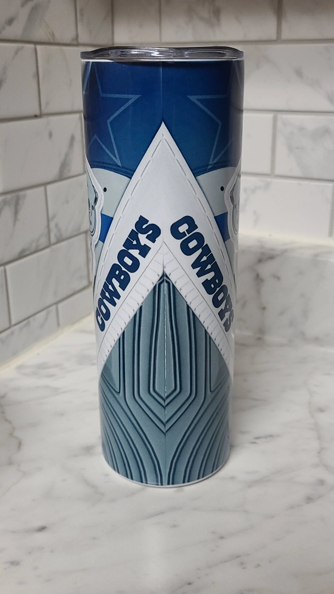 Cowboys 20oz sneaker tumbler